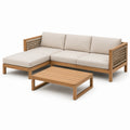 Conjunto de sofá de madera con cojines beige